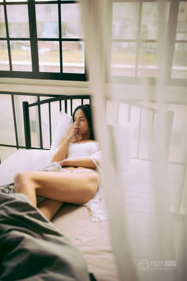 笑拥江山美男
